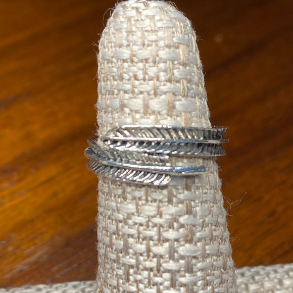 Elephant Set of 6 Alloy Knuckle Rings - Picture 6 of 7